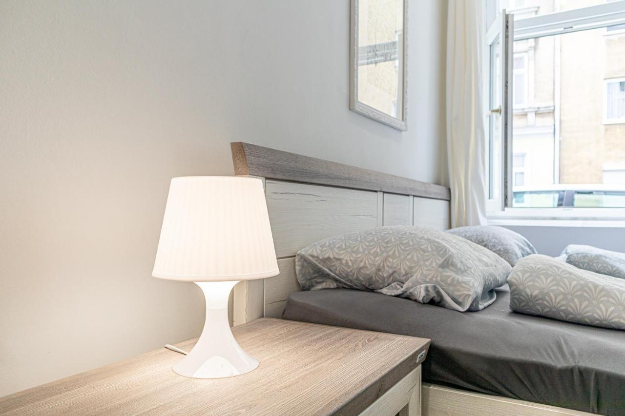 9 Min From City Center - Lovely Studio Near U1 Reumannplatz Wiedeń Zewnętrze zdjęcie